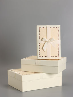 Набор подарочных коробок 3 в 1, прямоугольные с бантом, крем-брюле, 33.5×25×11.5; 29×21×9; 24.5×17×6.5 см