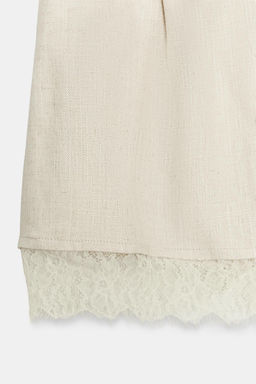BERMUDA BAJO PUNTILLA / Beige claro