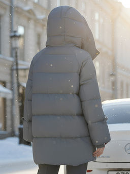 Куртка зимняя женская с большим капюшоном модная темно-серого цвета 7739TC - Visdeer фото 22