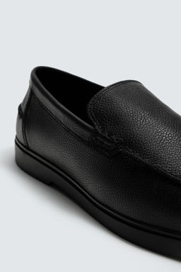MOCAS?N PIEL CASUAL / Negro - Zara фото 3
