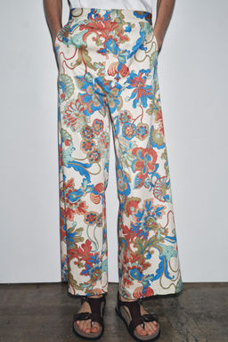 ZW COLLECTION FLORAL MINI FLARE TROUSERS - Zara фото 4