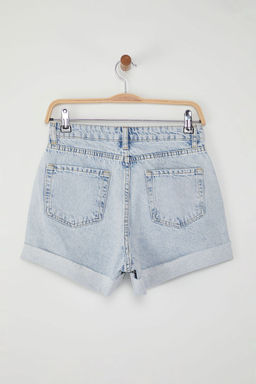 Ac?k Mavi Dugme Detayl? Pacas? K?vr?k Normal Bel Mini Denim Sort TWOSS25SR00166 - Trendyolmilla фото 7