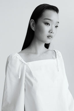 Blusa de algodon con lazos