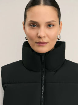 Жилет стеганый утепленный / Zarina фото 6