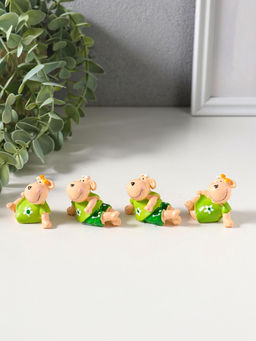 Набор фигурок 4 шт. «Барашки в нарядах с ромашками», полистоун, 2×4.5×3 см