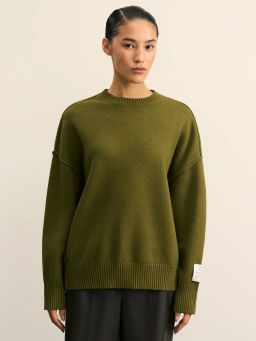 Джемпер с декоративной нашивкой / Zarina  фото 3