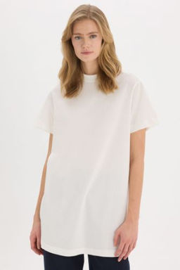 Regular Fit Bisiklet Yaka Basic Duz K?sa Kollu Tisort Tunik