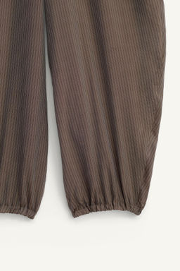 PANTAL?N BALLOON FIT RAYAS VISCOSA - CUPRO / rayas - Zara фото 11