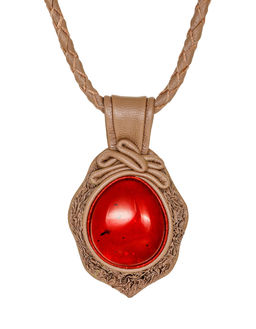 Колье из кожи Амазонка с красным янтарём