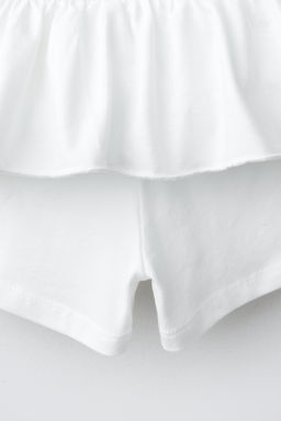 FALDA BERMUDA VOLANTES RAYAS / Blanco