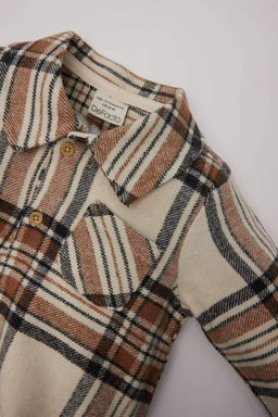 Рубашка для новорожденных мальчиков в клетку с фланелевым воротником и длинными рукавами на кнопках - Defacto фото 2