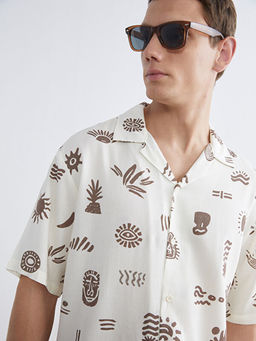 Regular Fit Resort Yaka Desenli Erkek G?mlek