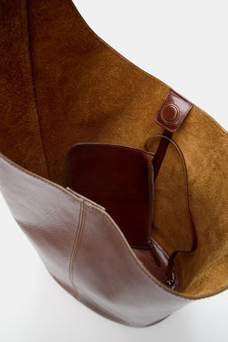 ASYMMETRIC LEATHER BUCKET BAG - Zara фото 5