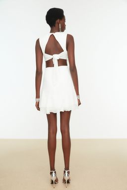 Trendyolmilla Bridal Ekru A-Kesim S?rt Detayl? Dokuma K?sa Dugun/Nikah S?k Abiye Elbise TPRSS21EL2345  фото 6