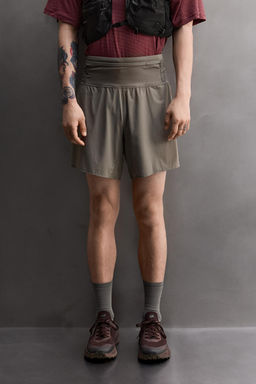 PANTALONES CORTOS TRAIL RUNNING / Gris antracita - Zara фото 2