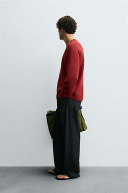 TEXTURED RELAXED FIT SWEATER