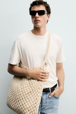 BOLSO DE HOMBRO MACRAM? / Marr?n Arena