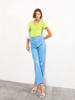 Dar Fit Deri G?r?n?ml? Kad?n Pantolon