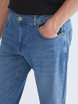 779 Regular Fit Erkek Jean Pantolon