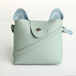 Сумка для девочки «Кошка», на магните, с длинным ремешком, зелёная