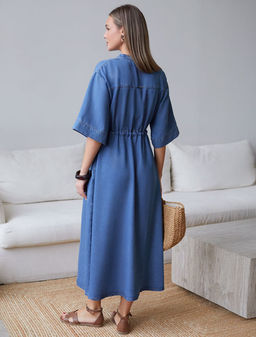 Платье-рубашка с поясом и карманами из джинсового лиоцелла - Vilatte фото 3