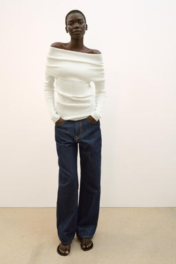 JERSEY PUNTO OFF SHOULDER / Blanco