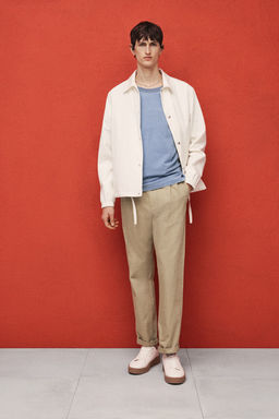 Chinos con raya Regular Fit