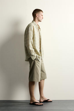 CAMISA RELAXED FIT CUADROS 100% LINO / Verdes - Zara фото 4
