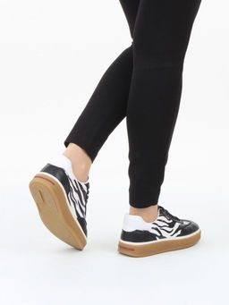 03-Y6-1B BLACK/WHITE Полуботинки спортивные женские (натуральная кожа)