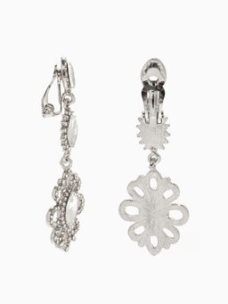 Клипсы для ушей висячие со стразами QF Ажур в стразах, эллипс, цвет белый в серебре