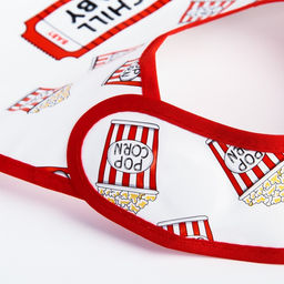 Нагрудник для кормления M&B «Chill baby» непромокаемый на липучке, с карманом