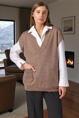 Жилет вязаный оверсайз с v-вырезом бежевый меланж