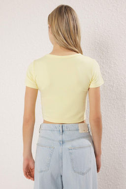 Trendyolmilla Premium Siyah-Ekru 2li Paket Crop Viskoz/Yumusak Kumas Esnek Orme Bluz TWOSS23BZ00108 фото 16