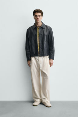 CAZADORA PIEL RELAXED FIT / Azul