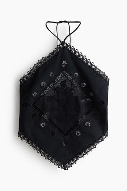 Top halter con detalles de encaje