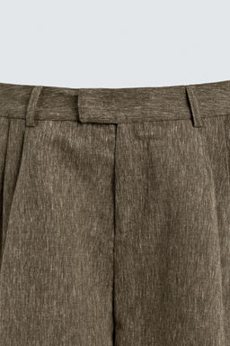 BERMUDA RELAXED FIT PLIEGUES / Khaki