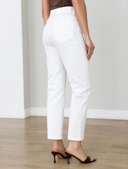 Укороченные джинсы c декоративной стиркой из эластичного денима средней плотности - Vilatte фото 2