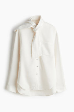 Blusa con lazada