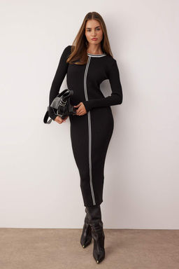 Siyah Renk Bloklu Midi Triko Uzun Elbise TWOAW26EL00149