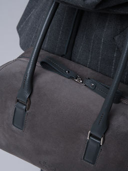 Замшевая сумка Cube DBR 31333 серый замок  фото 8