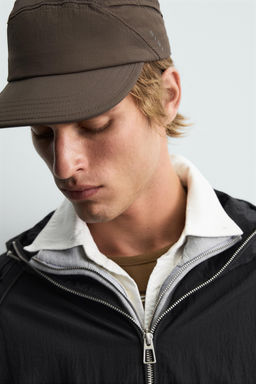 LIGHTWEIGHT WATER-REPELLENT TECHNICAL JACKET - Zara фото 6