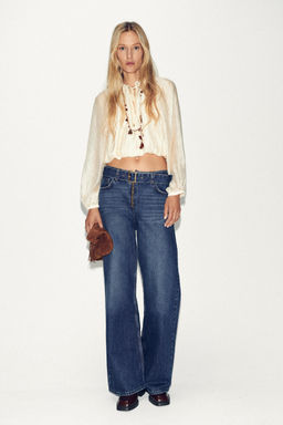 FLOWING BLOUSE WITH PUFF SLEEVES