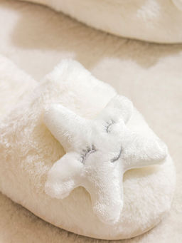 Pel?? Kad?n Ev Terli?i