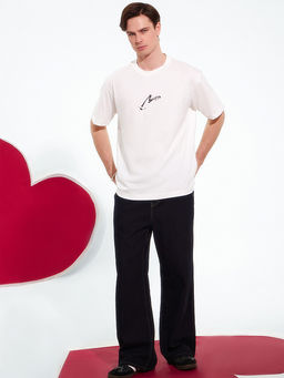 Футболка мужская белая Любi ноччу и днём гарачым агнём - Mark formelle фото 2