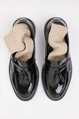 Siyah Rugan Puskul Detayl? Kad?n Loafer Ayakkab? TAKSS26LA00002 - Trendyolmilla фото 12