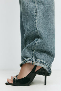 HIGH-HEELED PATENT-EFFECT SANDALS - Zara фото 2