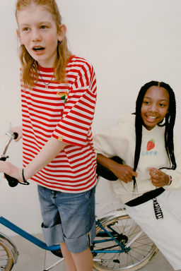 CAMISETA ESTAMPADO RAYAS CEREZAS SMILEYWORLD ® / rayas