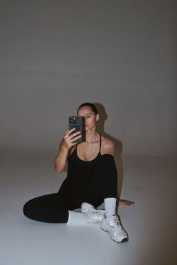 Top de deporte seamless con DryMove - H&m фото 9