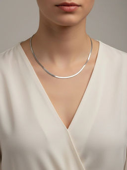 Колье из стали