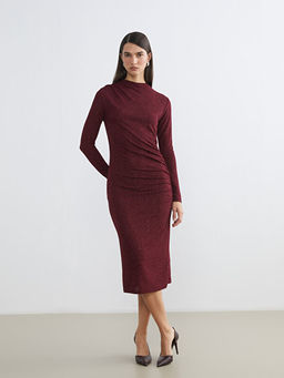 Dik Yaka Parlak G?r?n?ml? B?zg?l? Elbise